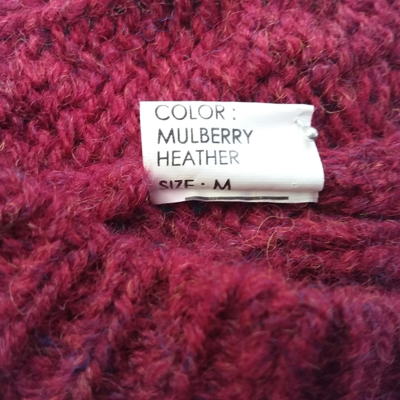 Signature Northern Isle Women's Sweater - Picture 6 of 6